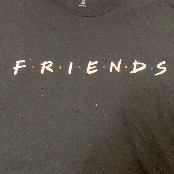 Friends tee - Picture 2 of 3